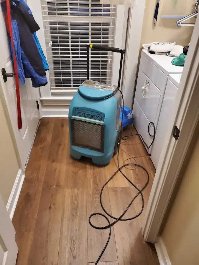 Commercial dehumidifier deployed for Crawl Space Restoration in Makaha
